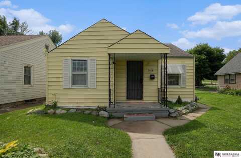 7818 N 30th Street, Omaha, NE 68112