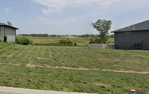 9110 S 32nd Street, Lincoln, NE 68516