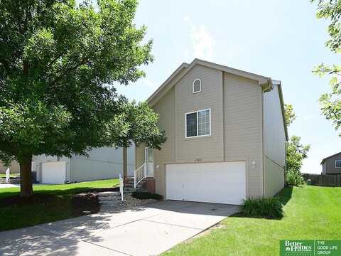 18215 Edna Street, Omaha, NE 68136