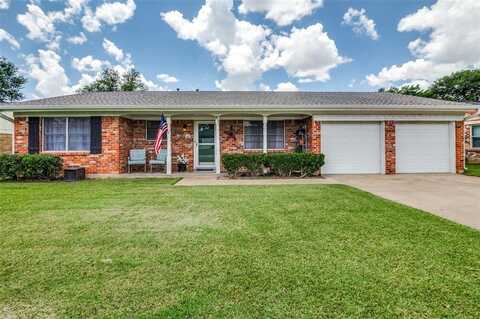 813 Irwin Drive, Hurst, TX 76053