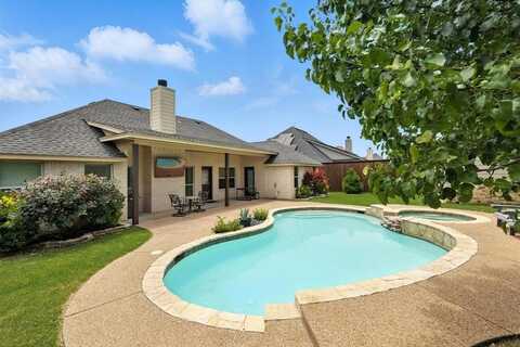 213 Wayne Drive, Aledo, TX 76008