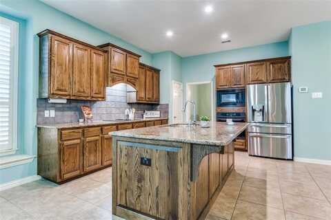 7803 Hillsdale Drive, Sachse, TX 75048