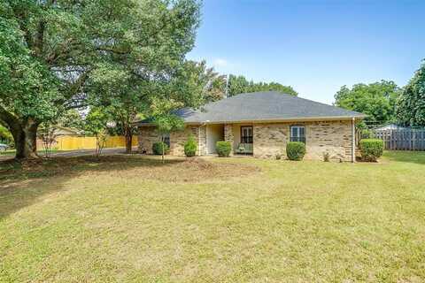 418 Country Meadow Drive, Mansfield, TX 76063