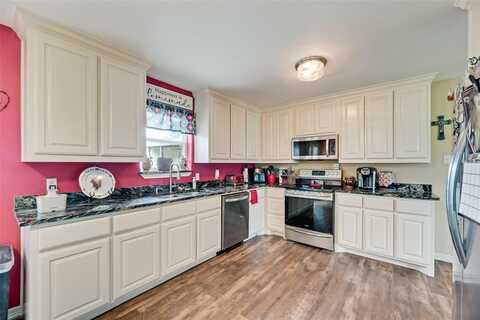 360 Rs County Road 3130, Emory, TX 75440