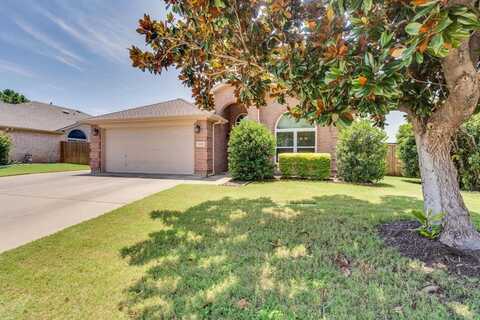 9220 Ivy Way Court, Fort Worth, TX 76118