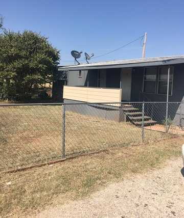 140 Apache Road, Tye, TX 79563