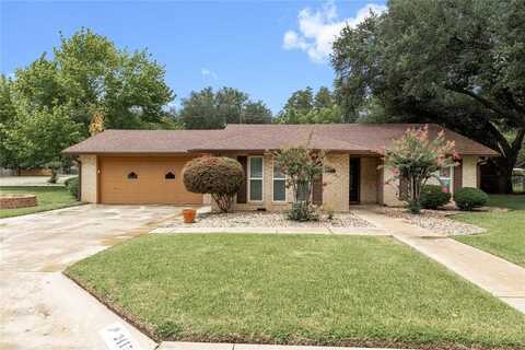 2415 Good Shepherd Drive, Brownwood, TX 76801