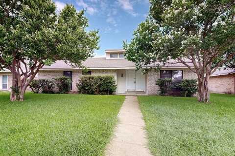 5209 Pensacola Drive, Garland, TX 75043