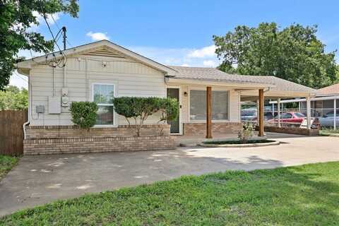 8113 Raymond Avenue, White Settlement, TX 76108