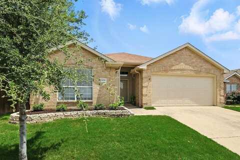5420 Royal Birkdale Drive, Fort Worth, TX 76135