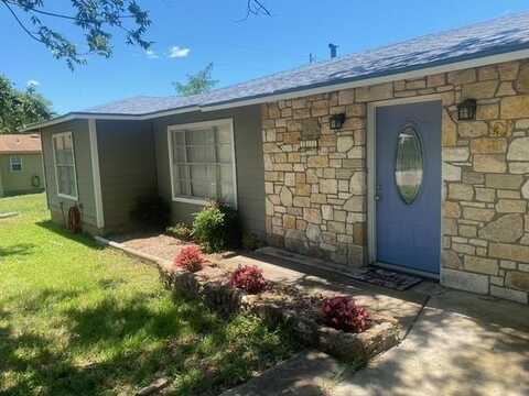 720 N West Street, Burnet, TX 78611