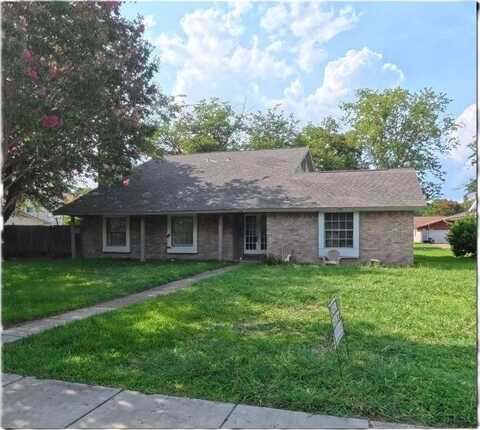 14 Merrie Circle, Richardson, TX 75081