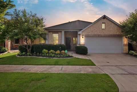 910 Greenhurst, Euless, TX 76039