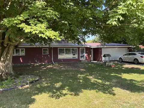 1105 Michigan Avenue, Sturgis, MI 49091