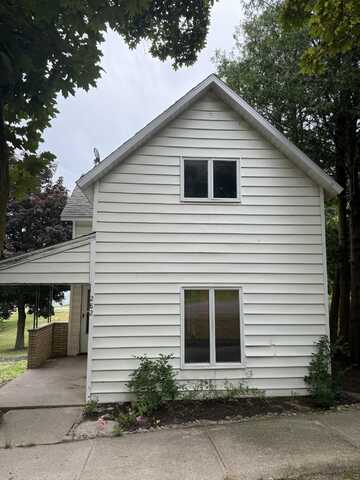 282 Walnut Street Street, Shelby, MI 49455