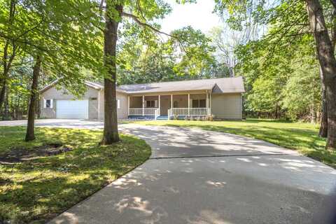 10086 Hawthorne Lane, Canadian Lakes, MI 49346