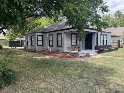 601 Harrisdale Avenue, River Oaks, TX 76114