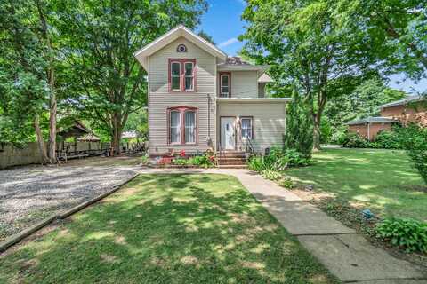 34 W Liberty Street, Quincy, MI 49082