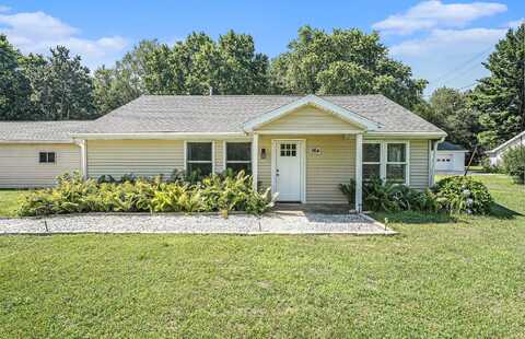 984 106th Avenue, Plainwell, MI 49080