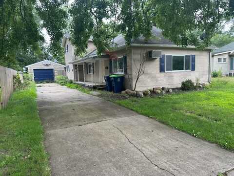 129 W Walnut Street, Saint Charles, MI 48655