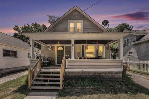 905 W Forest Avenue, Muskegon, MI 49441