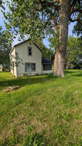 6596 Hillsinger Street, Elwell, MI 48832
