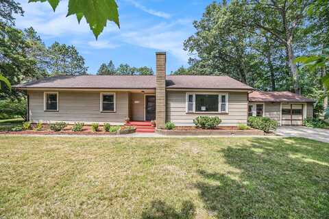 8539 Mohawk Court, Montague, MI 49437