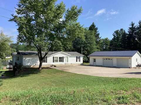 124 Horseshoe Drive, Leroy, MI 49655