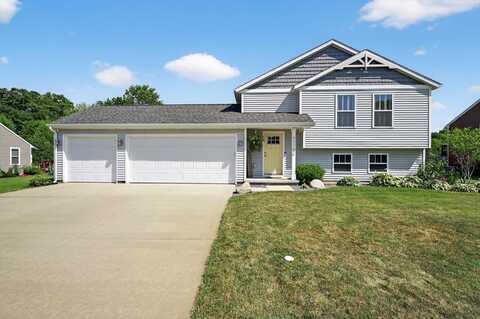 69763 Fox Crossing, Edwardsburg, MI 49112