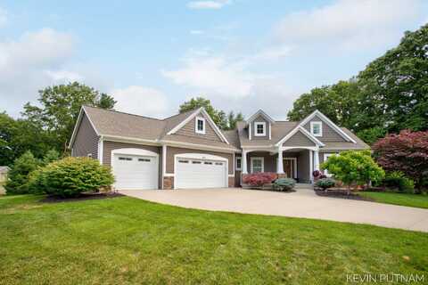 6515 134th Ave Avenue, Saugatuck, MI 49453