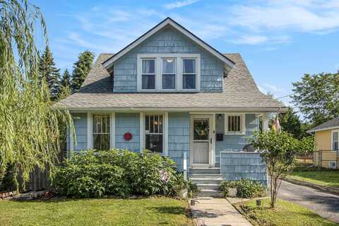 2136 Amherst Avenue, Kalamazoo, MI 49008