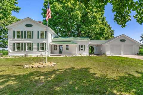 829 Miller Road, Plainwell, MI 49080