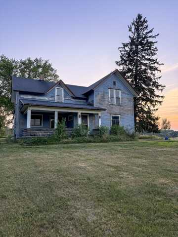 10677 Mason Drive, Grant, MI 49327