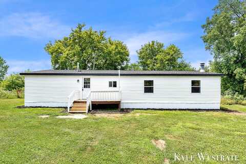 295 Shaw Road, Casnovia, MI 49318