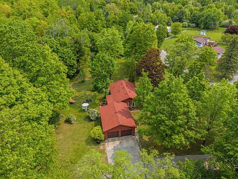 8424 Third Street, Onekama, MI 49675