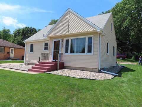 1401 S Royce, Sioux City, IA 51106