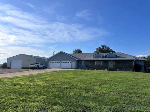 57069 876 Rd, Laurel, NE 68745