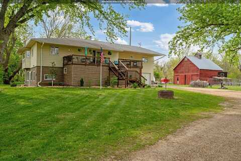 46614 316th St, Vermillion, SD 57069