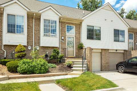 30921 Lee Frank Lane, Madison Heights, MI 48071