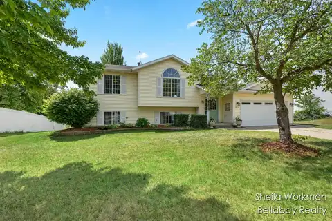 322 Riverwood Drive, Middleville, MI 49333