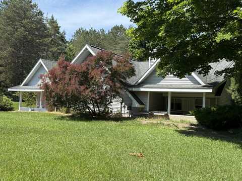 1210 Mountain Road, East Jordan, MI 49727