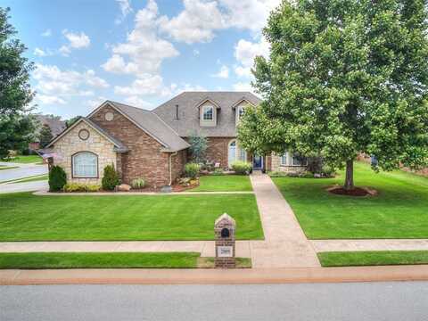 2009 Pembroke Lane, Edmond, OK 73003
