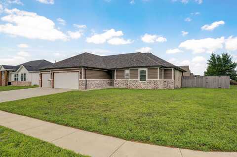 917 W Charlotte Street, Republic, MO 65738