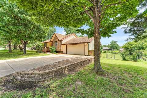 1604 E Sycamore Street, Ozark, MO 65721