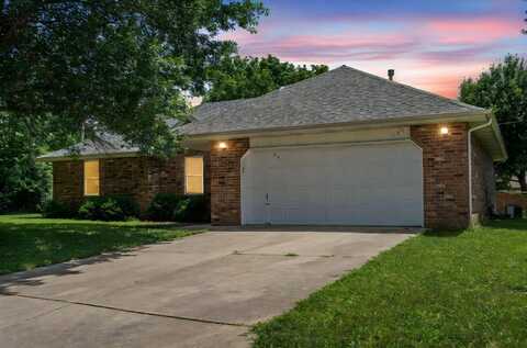 508 N Cherry Circle, Nixa, MO 65714