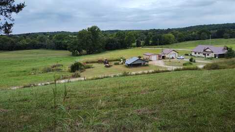 5627 S 95th Road, Willard, MO 65781