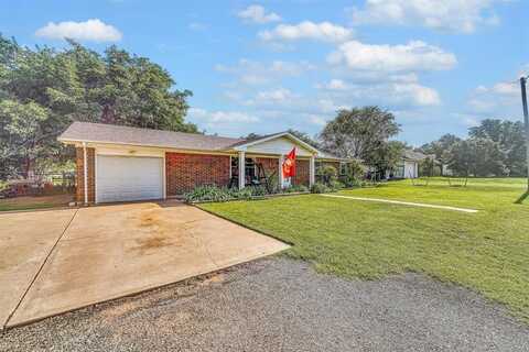 307 E Washington Avenue, Sayre, OK 73662