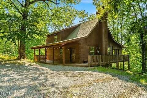 4372 Boogertown rd, Sevierville, TN 37876