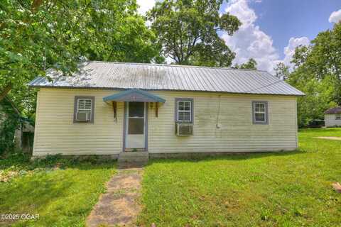712 Joplin Street, Sarcoxie, MO 64862