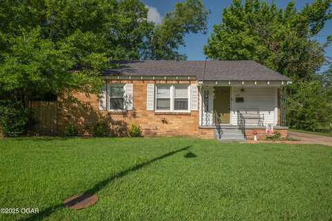 425 NW D Street, Miami, OK 74354